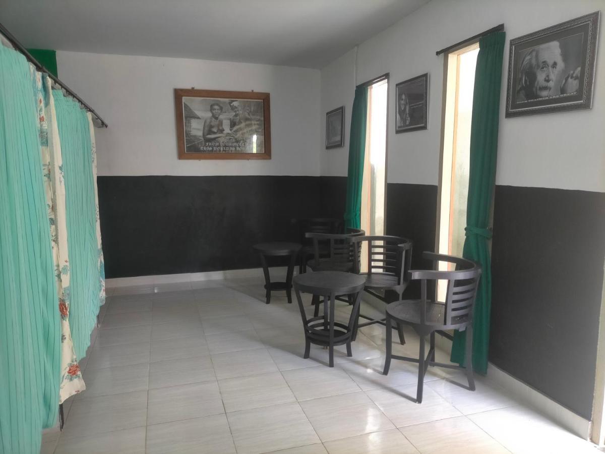 Dragonfly Hostel And Homestay Batununggul Extérieur photo